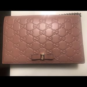Gucci clutch w metal chain strap